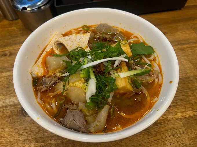 House Spicy Beef Noodle